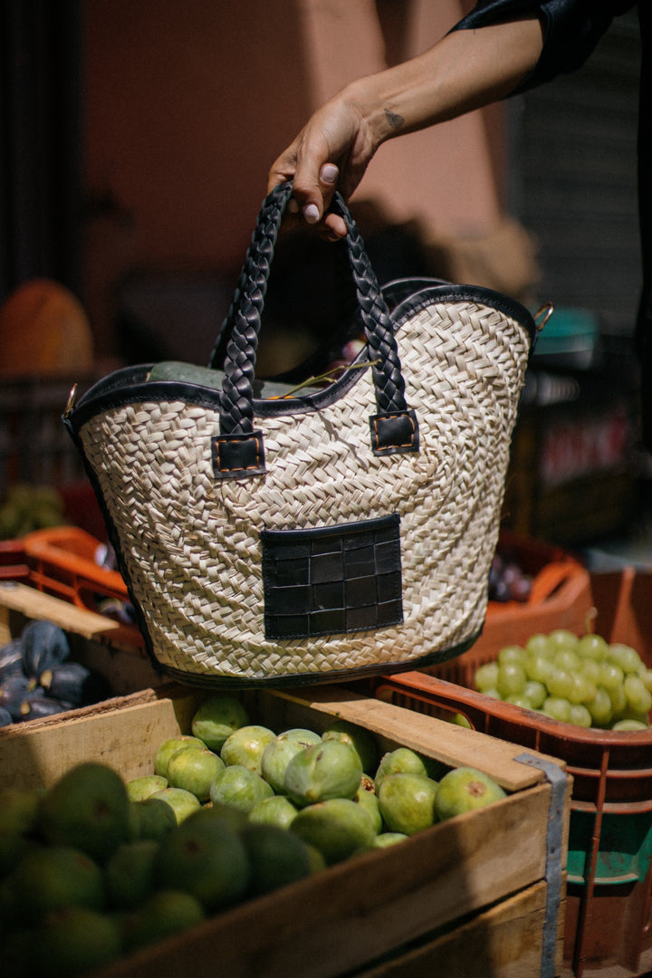 La Vague M - Black / sur commande