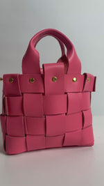 Load and play video in Gallery viewer, La petite tresse / en stock