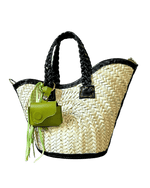 تحميل الصورة في المعرض، Porte AirPods en cuir “La Vague” – Bag Charm made in Marrakesh
