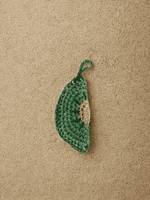 Load image into Gallery viewer, YZA raffia Kiwi Slice bag charm with golden tag, handmade in Marrakesh

